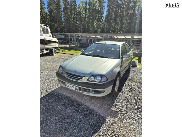 Säljes Toyota avensis -97 25300 km