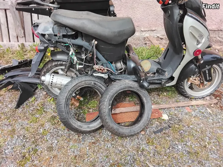 Myydään Solifer XR 50
