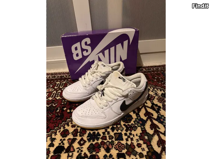 Myydään Nike SB Dunk Low Pro 42,5