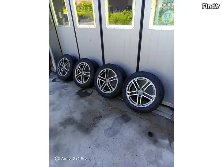 Myydään Vag/Mercedes 5112 me ny 215/55r17 åretrunt däck