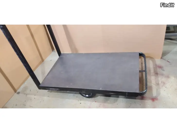 Myydään Tukeva lavakärry