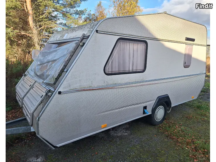 Säljes Husvagn KIP DELUXE KL40T