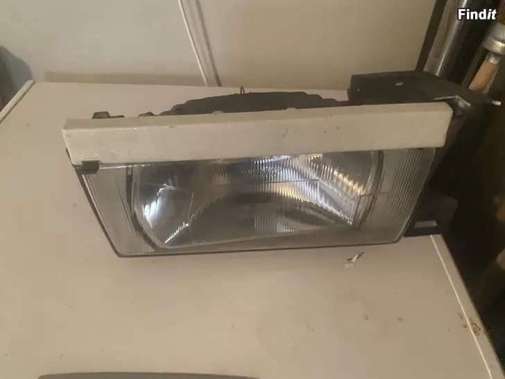 Säljes Volvo 740 lampor
