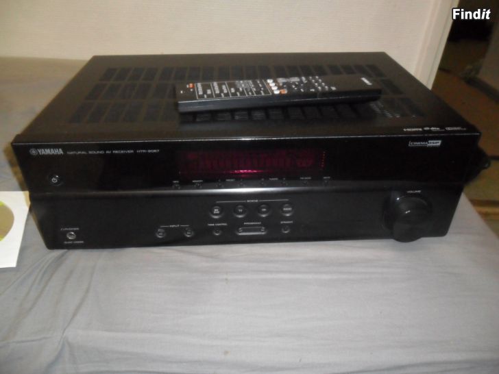 Myydään yamaha natural sound av receiver htr-2067