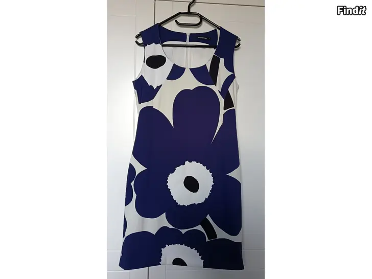 Myydään Marimekon Unikko mekko