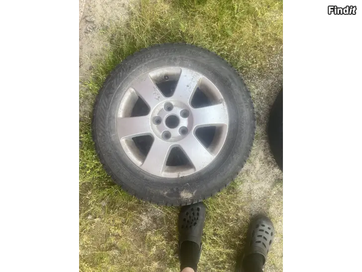 Säljes Däck 5112