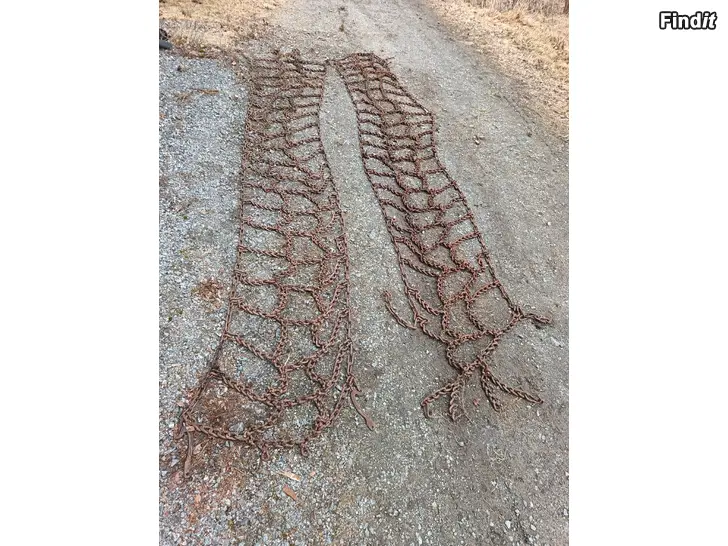 Säljes Iskedjor till traktor 13,6/12-38