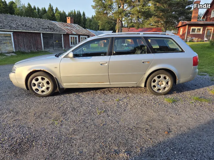 Säljes Audi A6 Avant 2.4 -01