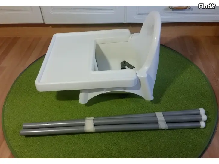 Myydään Ikea Antilop syöttötuoli ja pöytälevy valkoinen -hinta 22e