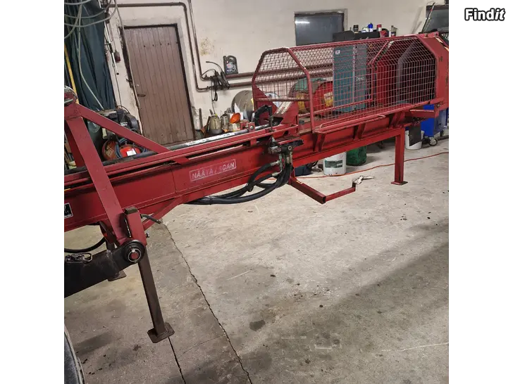 Säljes vedklyv,moms ingår