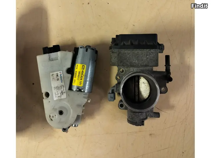 Säljes Kattoluukku moottori kaasuläpäkotelo polttoaineenpaineensäädin