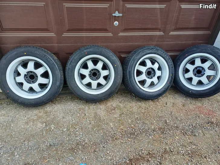 Myydään 4x100 uusilla kummeilla