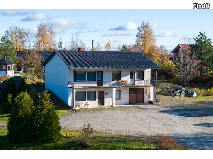 Säljes EGNAHEMSHUS, VÖRÅ CENTRUM, PAULAMÄKIVÄGEN 26