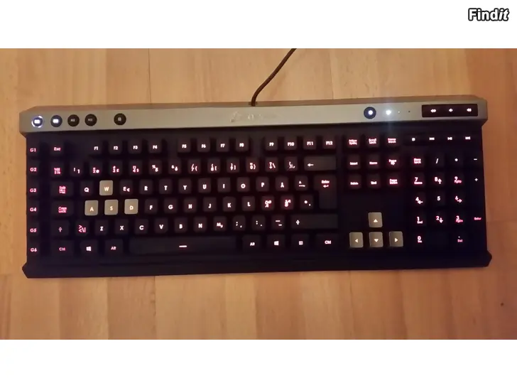 Myydään Corsair Raptor K30 Keyboard näppäimistö 18e