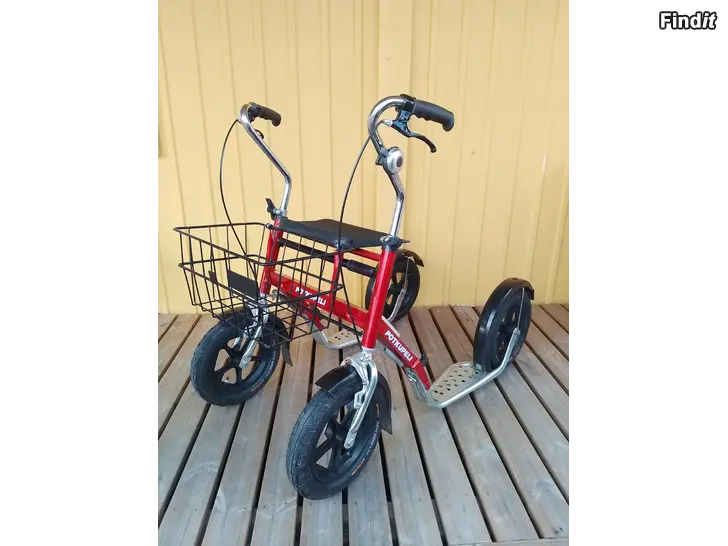 Myydään Potkupeli