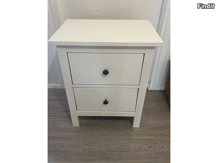 Säljes IKEA HEMNES byrå, vit - 2 lådor