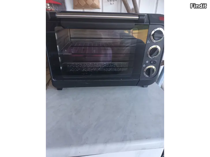Myydään Uuni