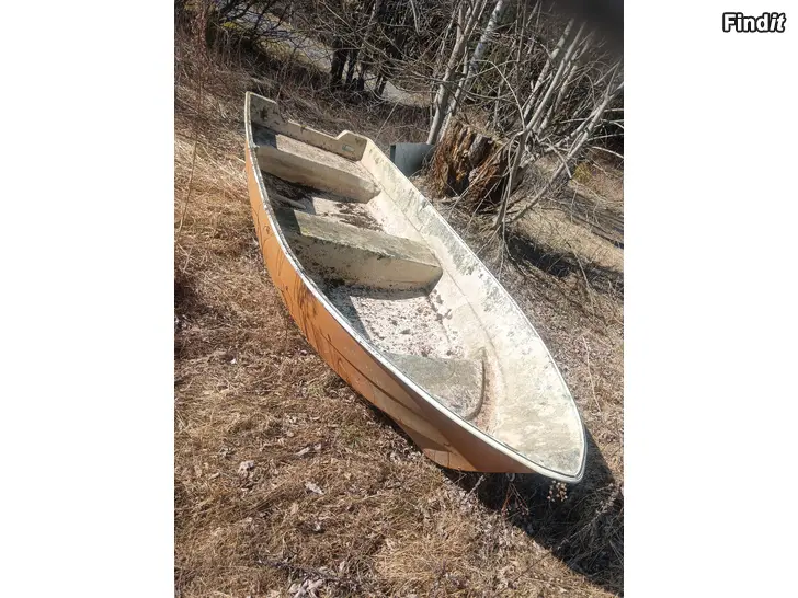 Säljes Glasfiberbåt 3,8m