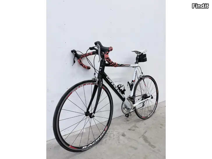 Säljes Cannondale System Six landsvägscykel