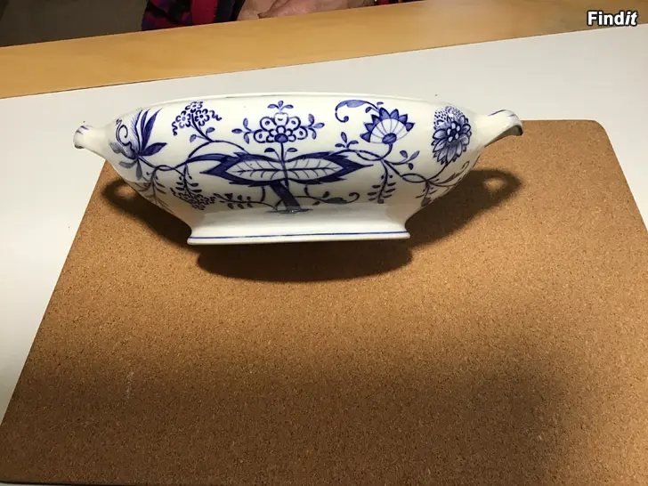 Säljes Villeroy  Boch Blue Onion antik skål