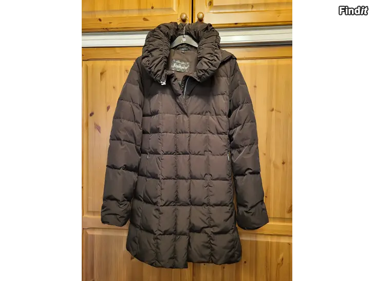 Myydään Dunjacka / Untuvatakki