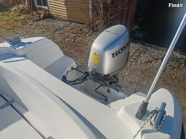 Myydään Bella 490r+honda bf50