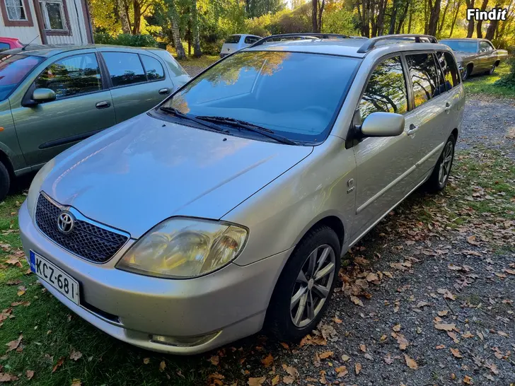 Myydään Toyota Corolla 1,6 2004
