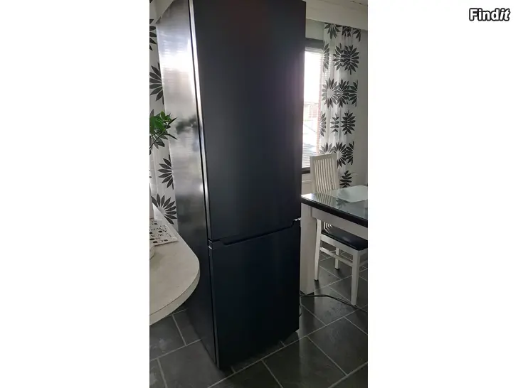 Myydään Myydään Logik jääkaappi