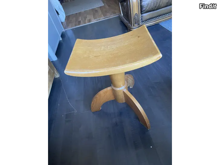Säljes Pianostol