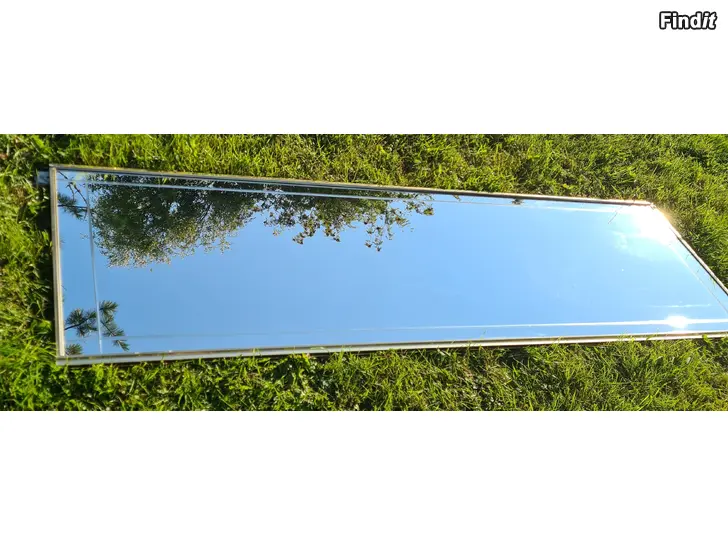 Säljes Spegel  ca 60x220 cm