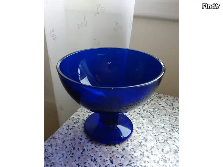 Säljes Iittala, design Kerttu Nurminen