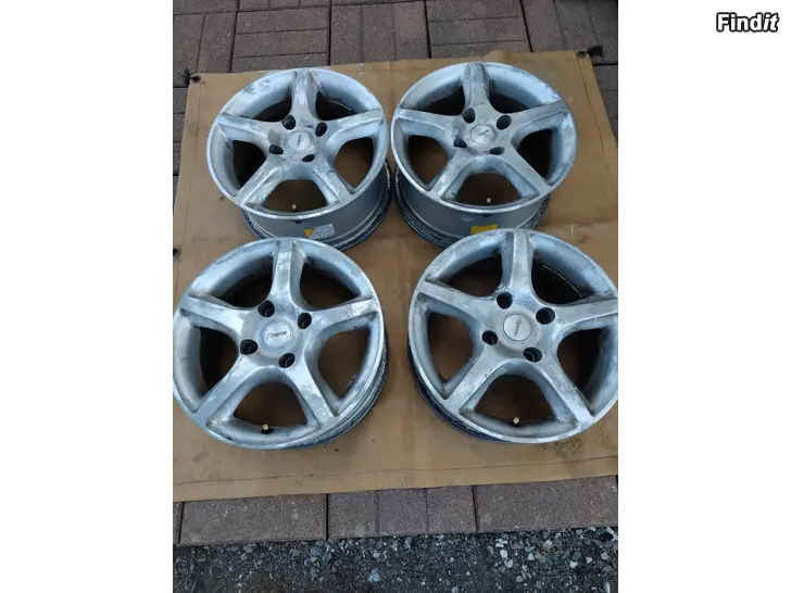 Myydään XTREME-vanteet 15, 4x114,3   67,1