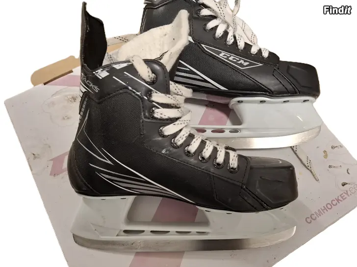 Säljes Skridskor storlek 40 säljes