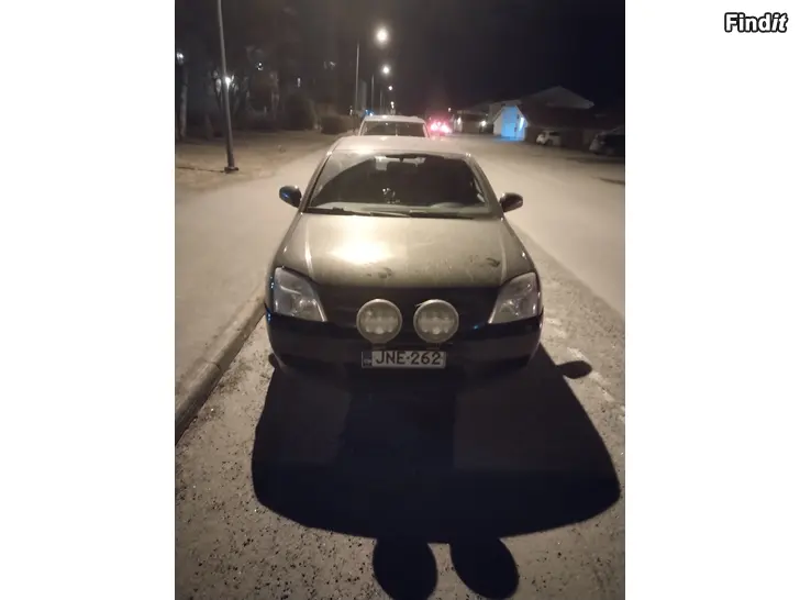 Myydään Opel vectra