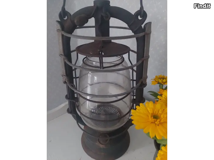 Säljes Myrskylyhty Feuerhand nr 323