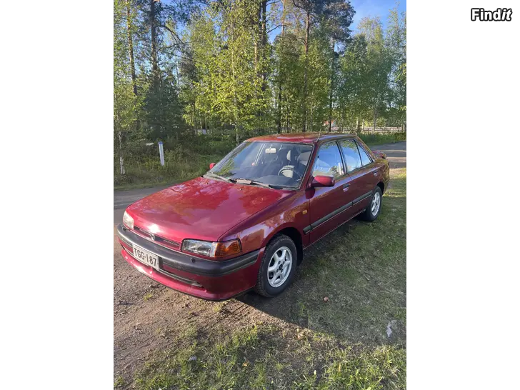 Myydään Mazda 323 140tkm körd