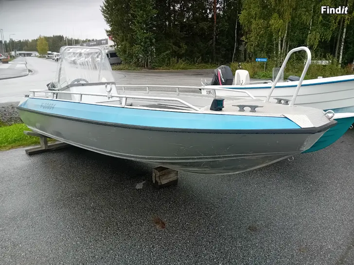Säljes Buster M, Mariner 40ELPT -05
