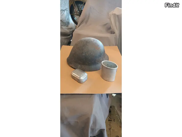 Säljes Hjälm, mugg och tvålkopp, Militaria
