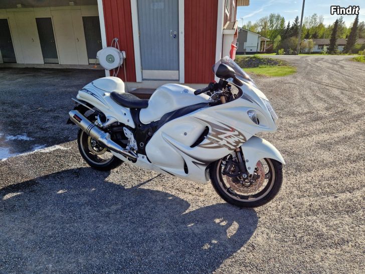 Myydään Suzuki GSX 1300 R Hayabusa -11
