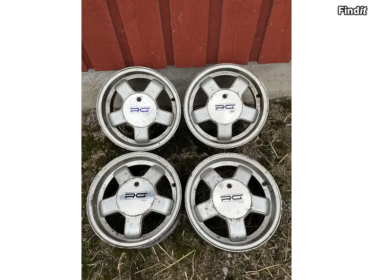 Myydään Volvo 240, 740 vanteet