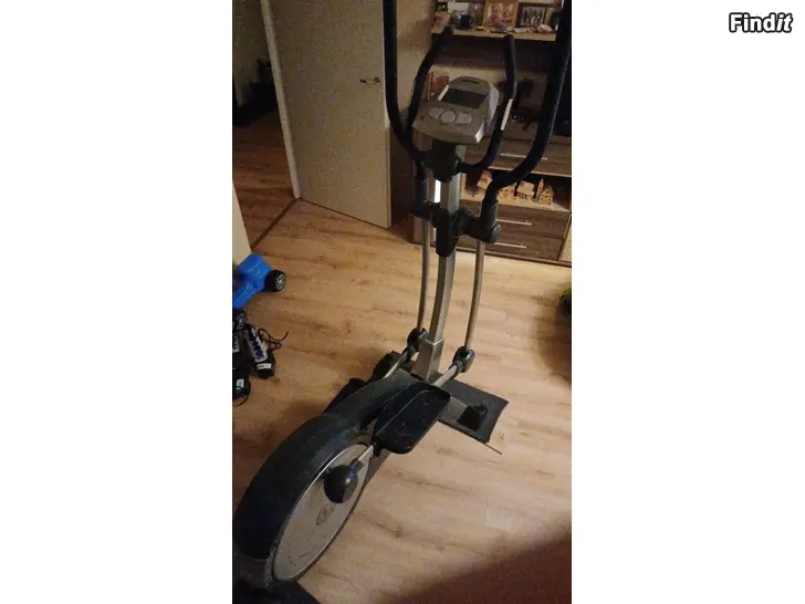 Säljes Cross-trainer Kettler Verso 307