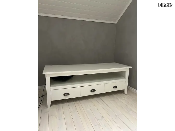 Säljes Tv bänk