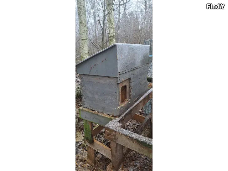 Säljes Kaninburar och isolerade lyor