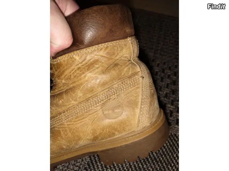 Myydään Timberland nilkkurit koko 46