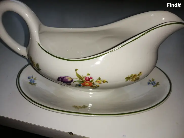 Myydään Arabian kastikekannu