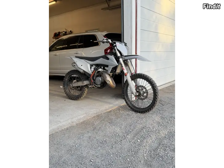 Myydään Ktm sx125