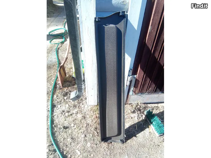 Säljes Toyota Corolla hatthylla