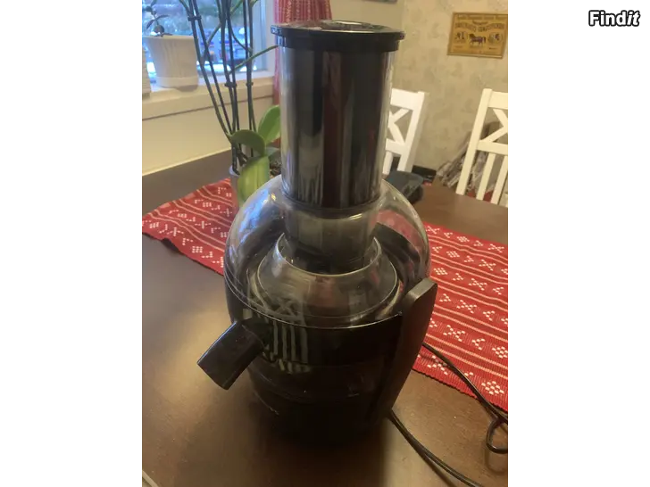 Säljes Philips juicepress