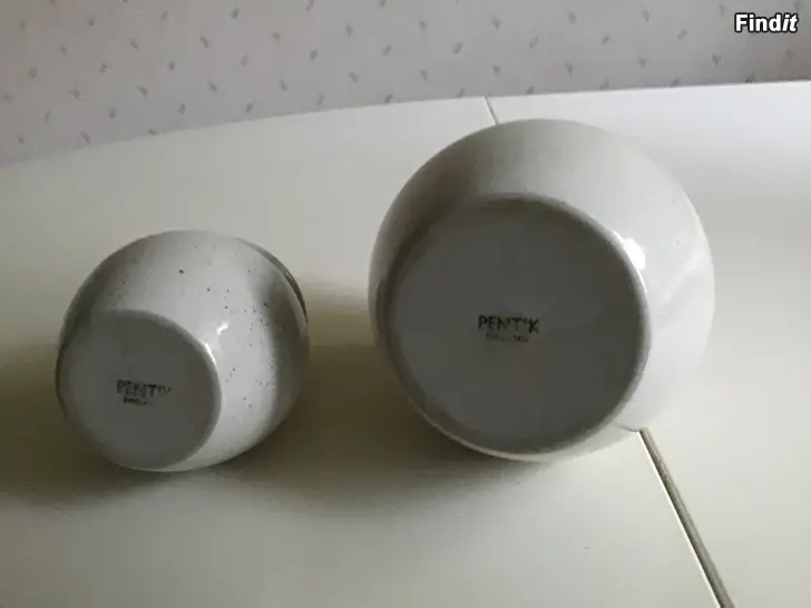 Säljes Naturvita Pentik burkar i nyskick