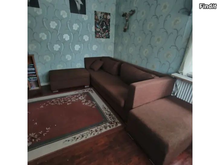 Säljes Divan ish soffa
